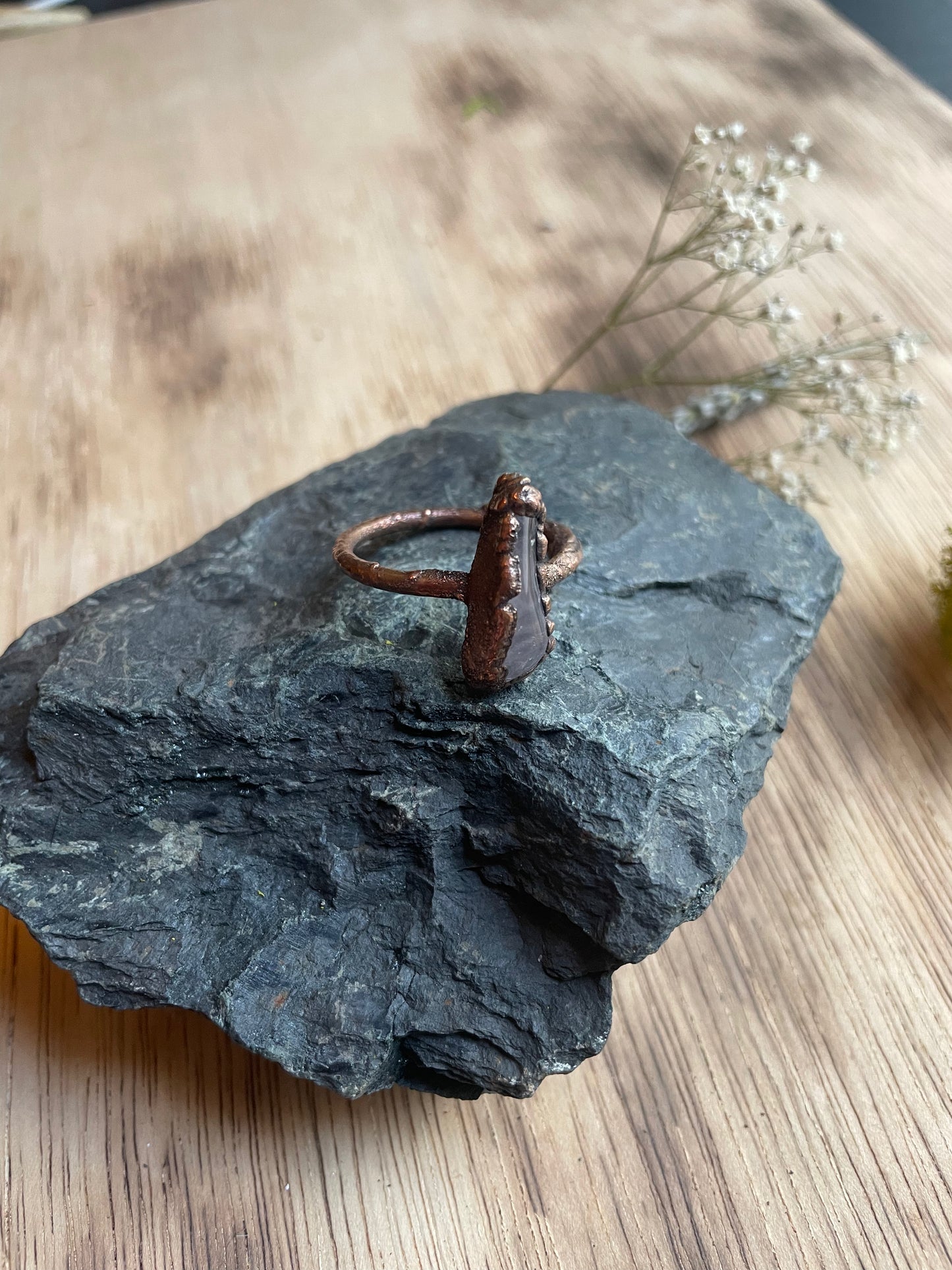 12 Rose Quartz Copper Ring