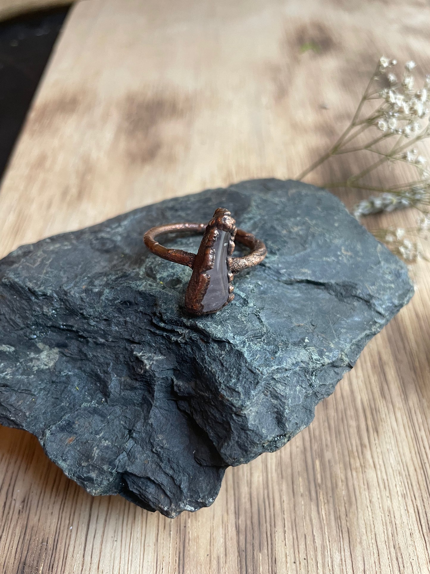 12 Rose Quartz Copper Ring