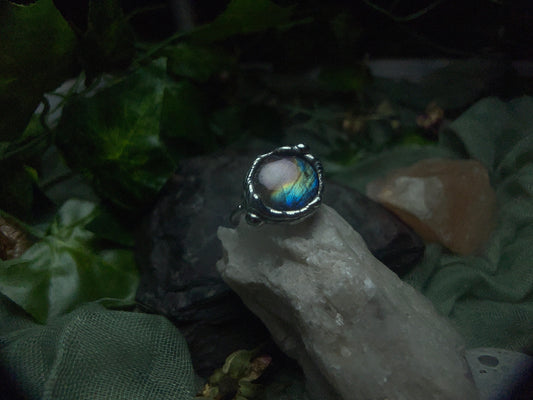Size 7 labradorite Ring