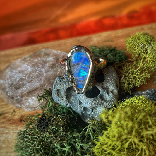8 Coffin Moonstone Ring