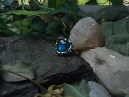 Size 6.75 Labradorite Heart Ring