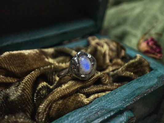 Size 3 Moonstone Ring