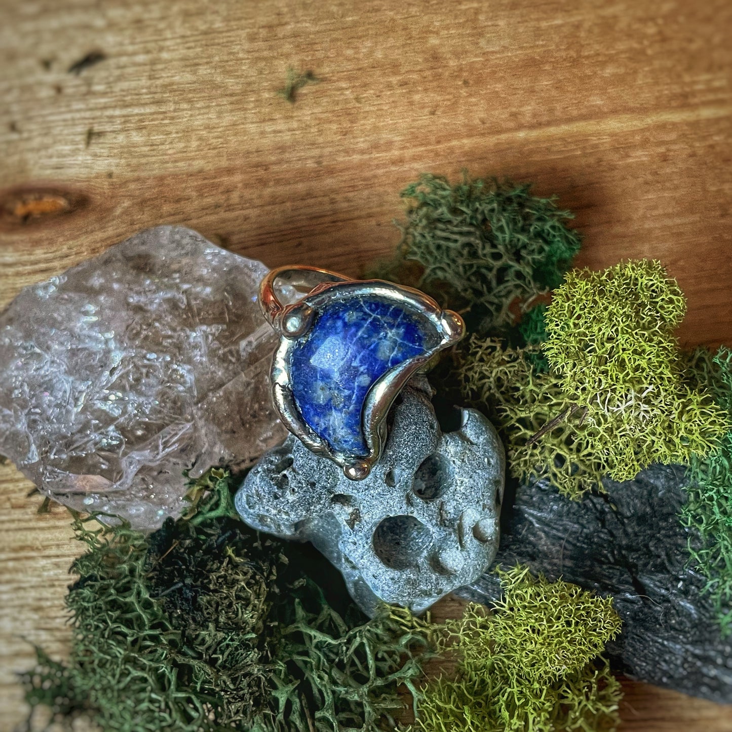 8 Lapis Lazuli Silver Ring
