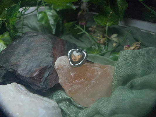 Size 9 Labradorite Ring