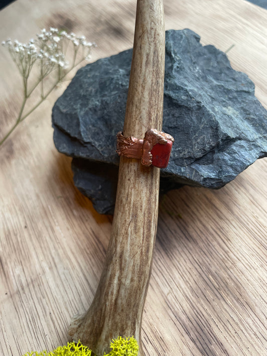 3.5 Carnelian Copper Ring